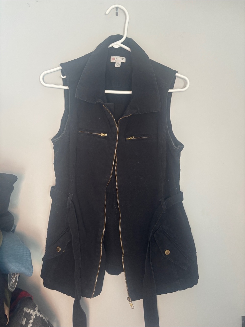 GUESS Black Sleeveless Zip-Up Utility Vest with Gold Hardware